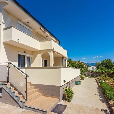 Apartments Star By The Sea Čižići Екстериор снимка
