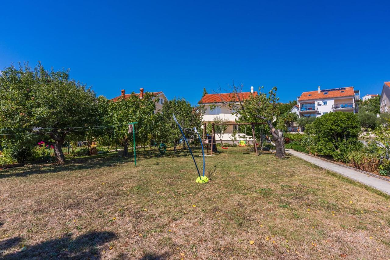 Apartments Star By The Sea Čižići Екстериор снимка