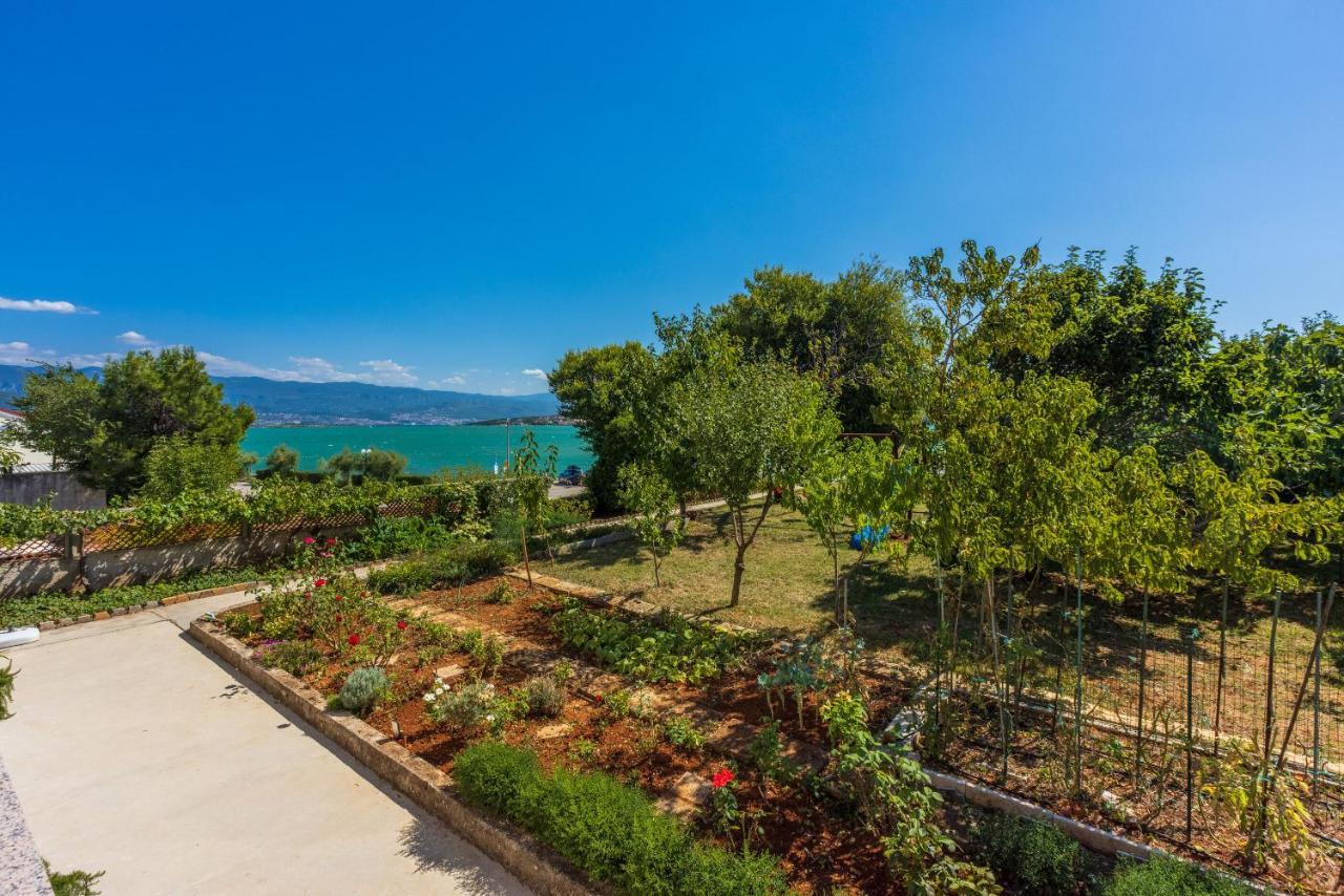 Apartments Star By The Sea Čižići Екстериор снимка