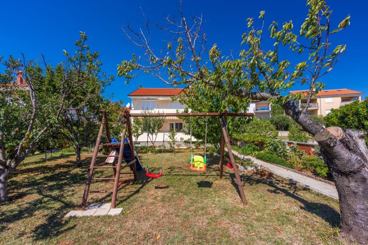 Apartments Star By The Sea Čižići Екстериор снимка