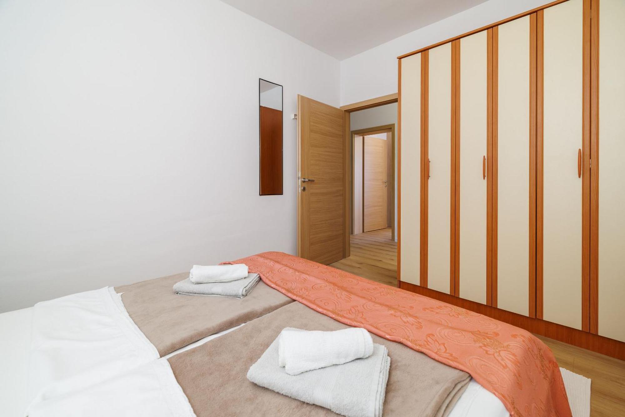 Apartments Star By The Sea Čižići Екстериор снимка